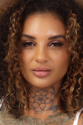 Leah Michelle from ALTEROTIC